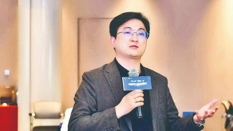 为奋斗者 | 对话王文熹：从“想写一辈子代码” 到“想一路扭转世界”